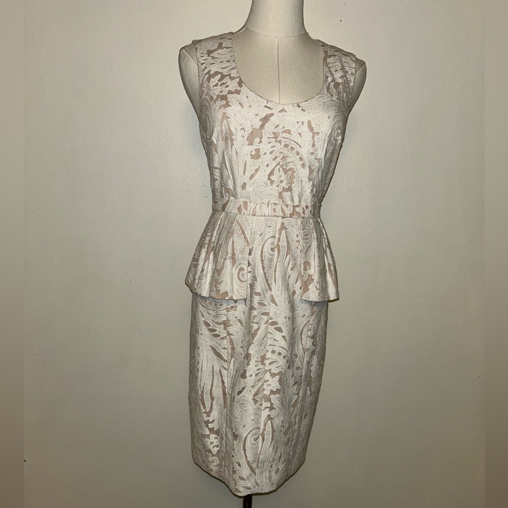 💘BCBG Maxazria Peplum Dress💘